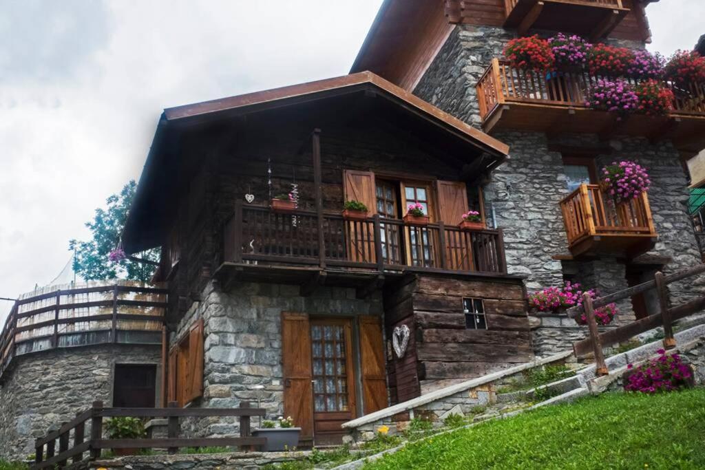 Chalet Indipendente In Centro A 瓦托内切 外观 照片