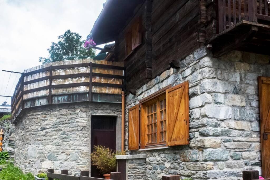 Chalet Indipendente In Centro A 瓦托内切 外观 照片
